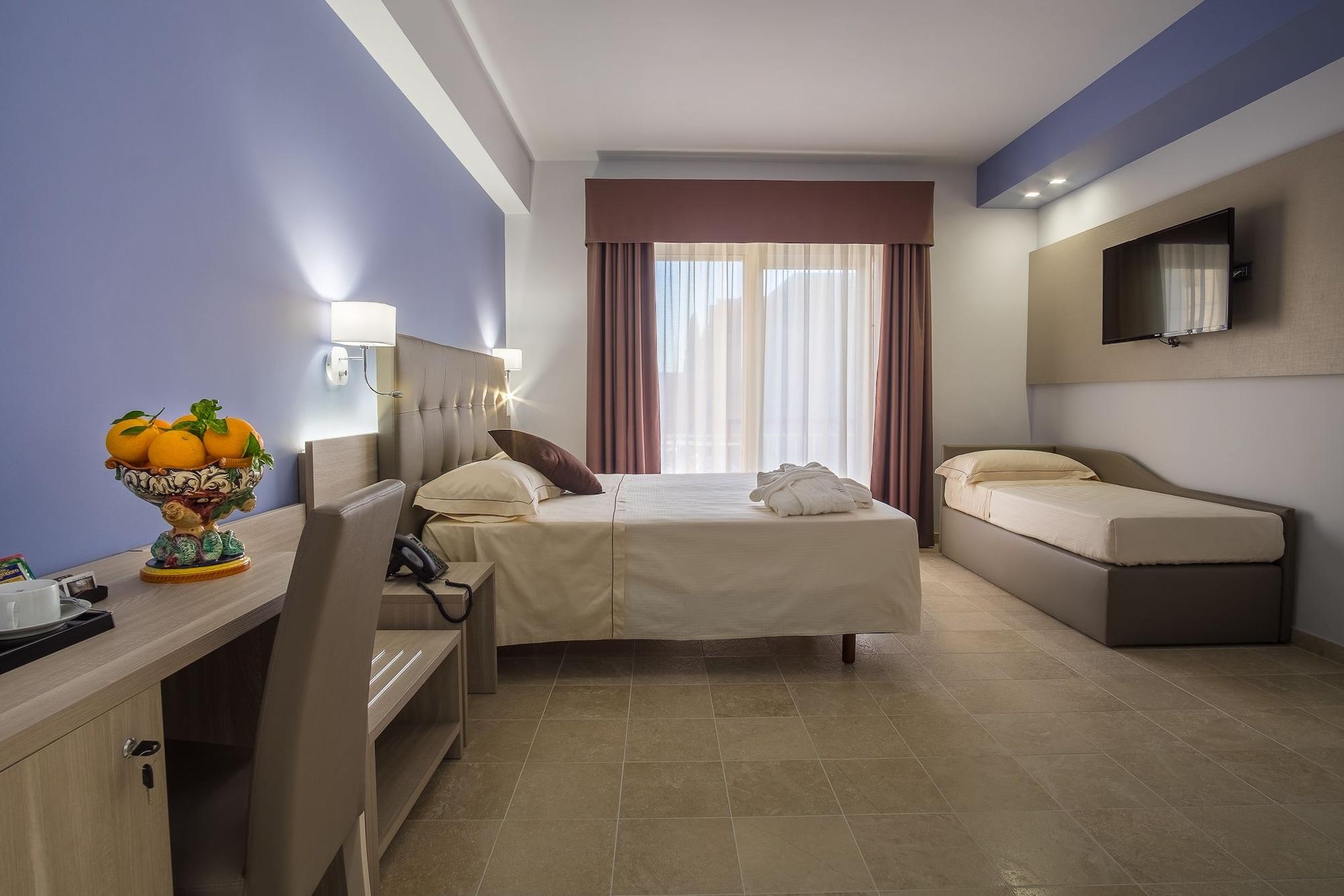 Netum Hotel Noto Exteriör bild